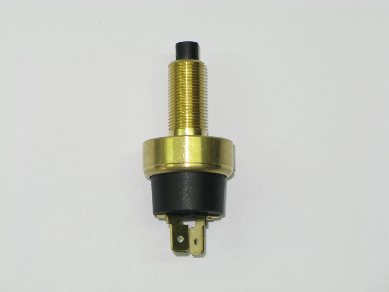 INTERRUPTOR DE FREIO - MB 709/1518/1618/1620 - SPRINTER - TODOS