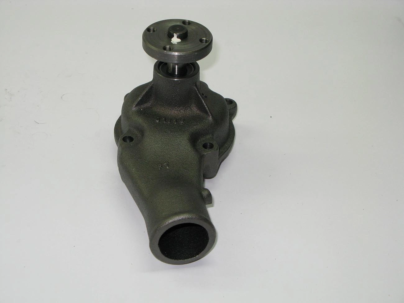 BOMBA AGUA GM OPALA/CARAVAN 69/92 - S/AR QUENTE - A/C-10/20 4/6 CIL.