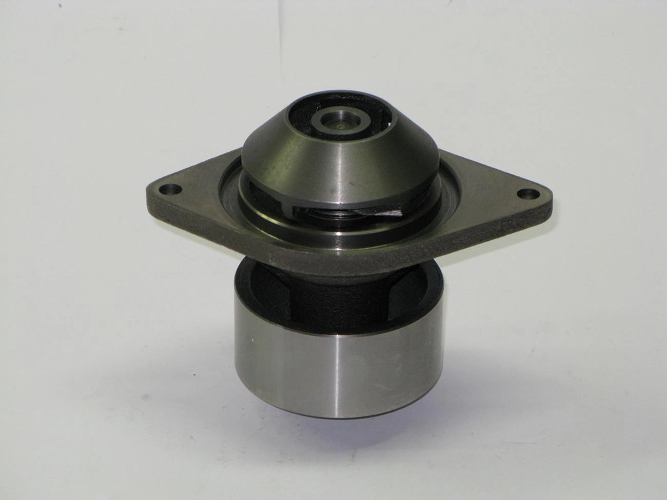 BOMBA AGUA VW 14.210/16.210/14.220/24.250/35.300 - CUMMINS 2 FUROS