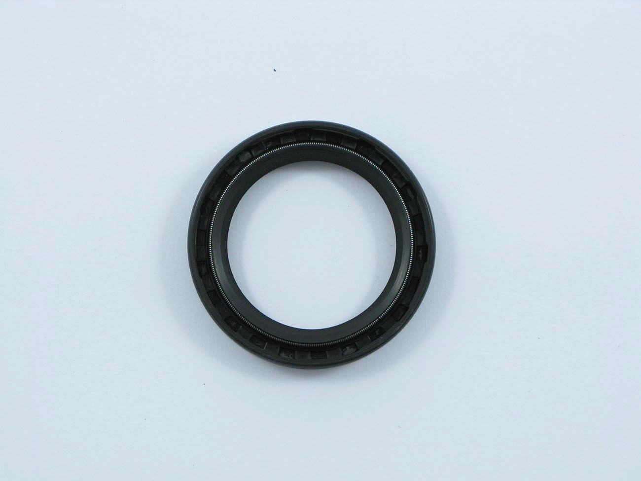 KIT RETENTOR RODA TRASEIRA PARA UM LADO TRASEIRO VW FUSCA/BRASILIA/VARIANT