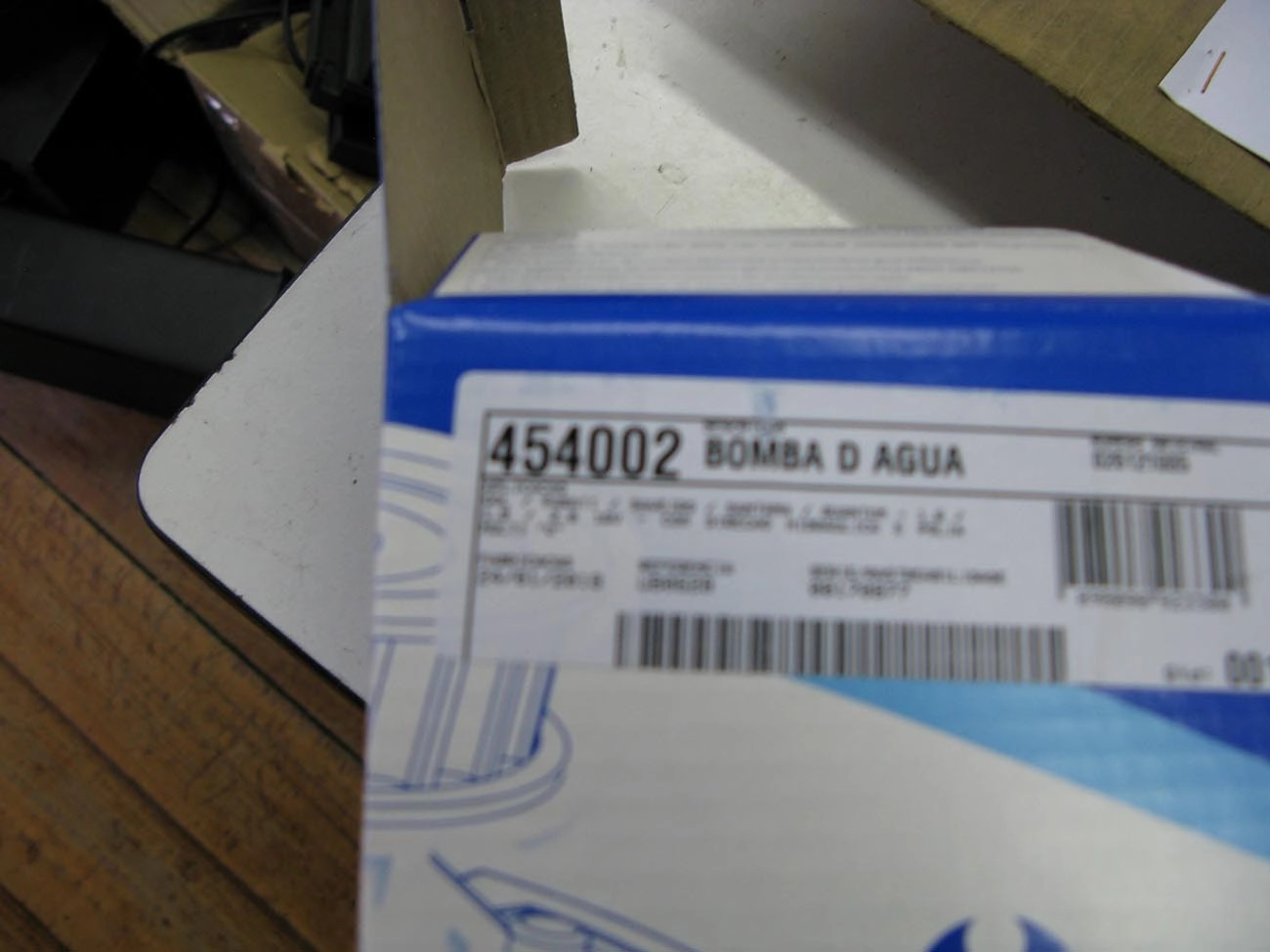 BOMBA AGUA VW GOL/PARATI/SAVEIRO/SANTANA/QUANTUM AP 95/ - C/POLIA MULTI-V