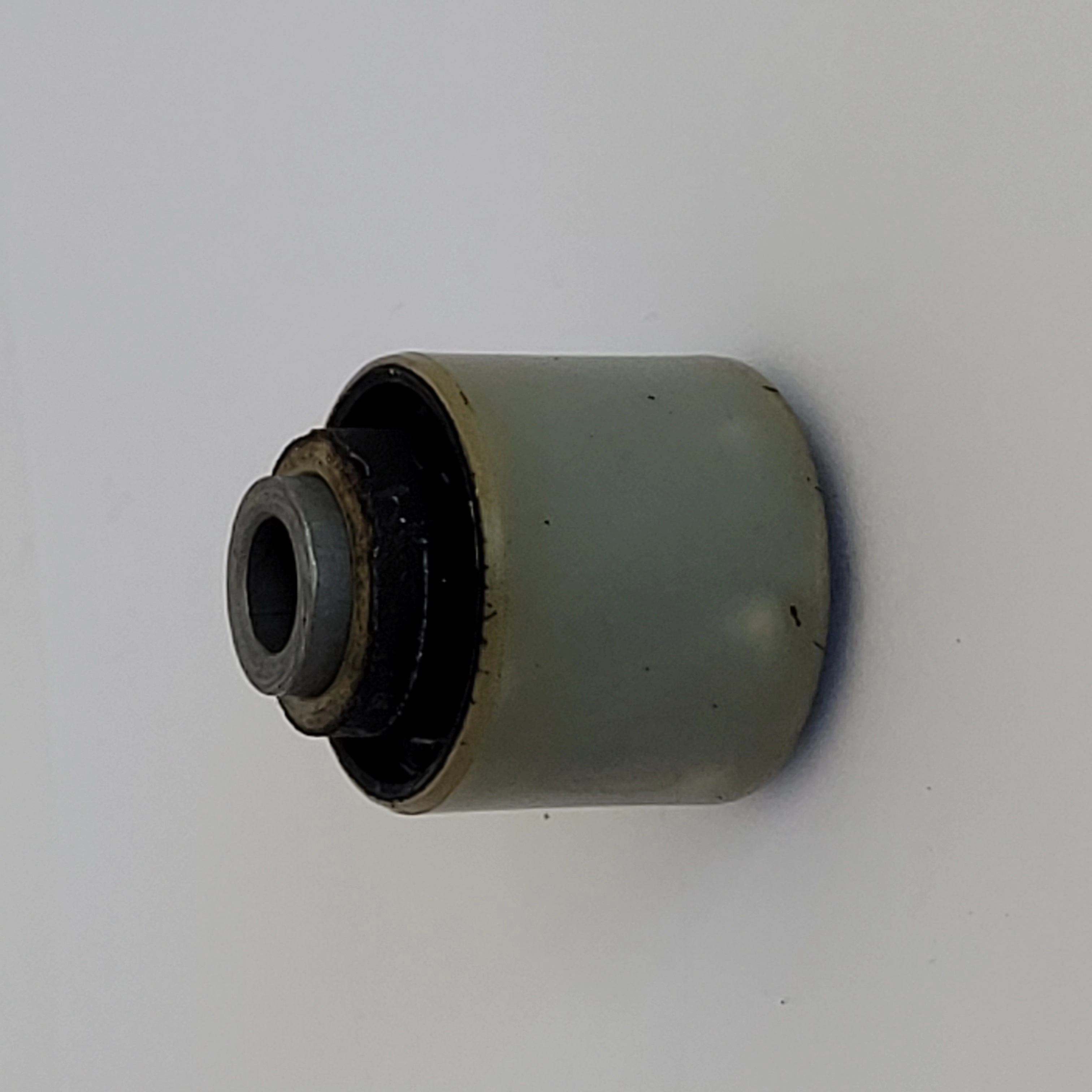 BUCHA MENOR DO LIMITADOR TORCAO MOTOR FORD COURIER 97/13 - FIESTA 96/06 - EXECETO NOVO