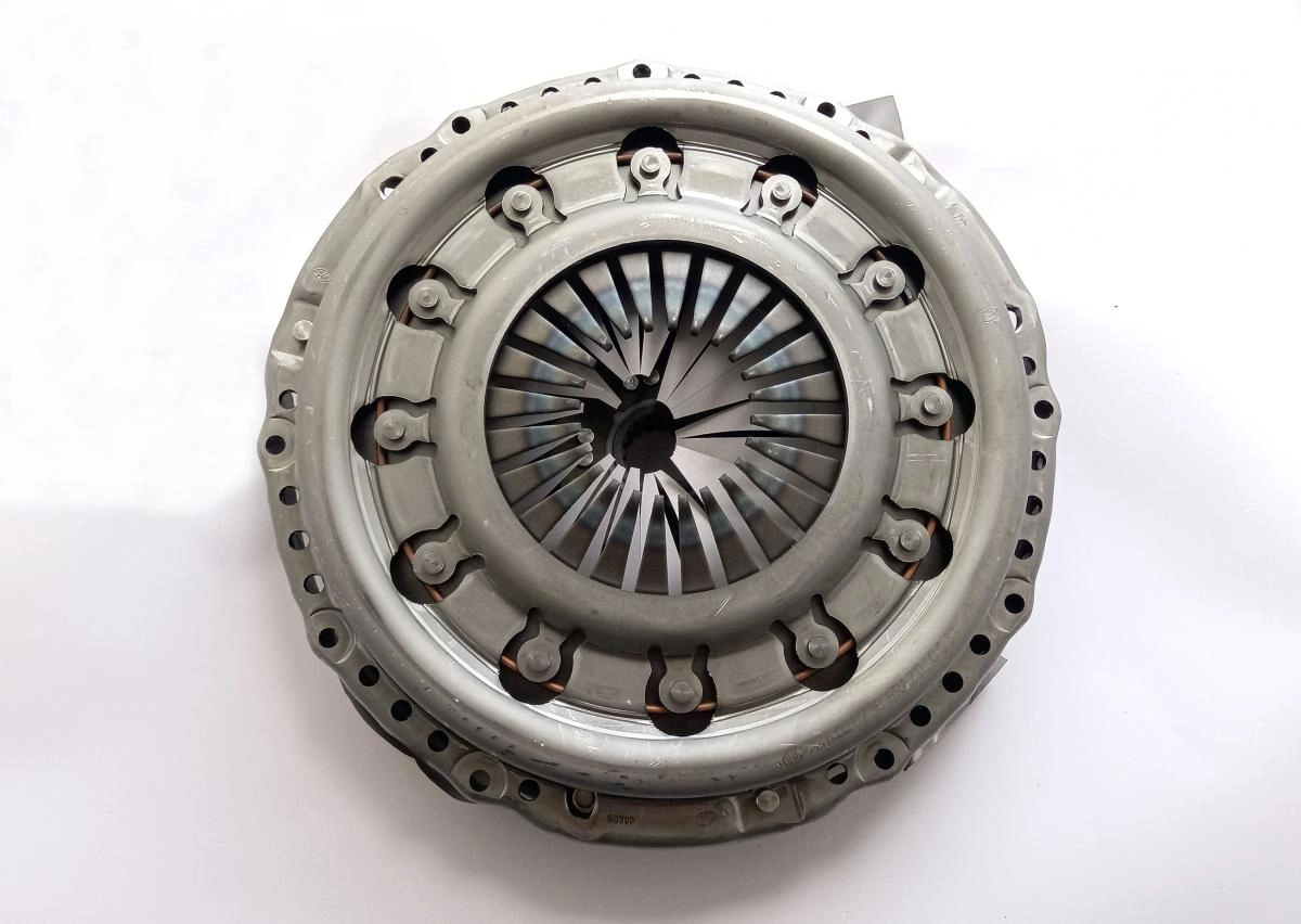 KIT DE EMBREAGEM - MB 710/712/914 ACCELO 915/1214/1215/1218 - ATEGO 1315/1318/1418/1518/1718 - 361MM