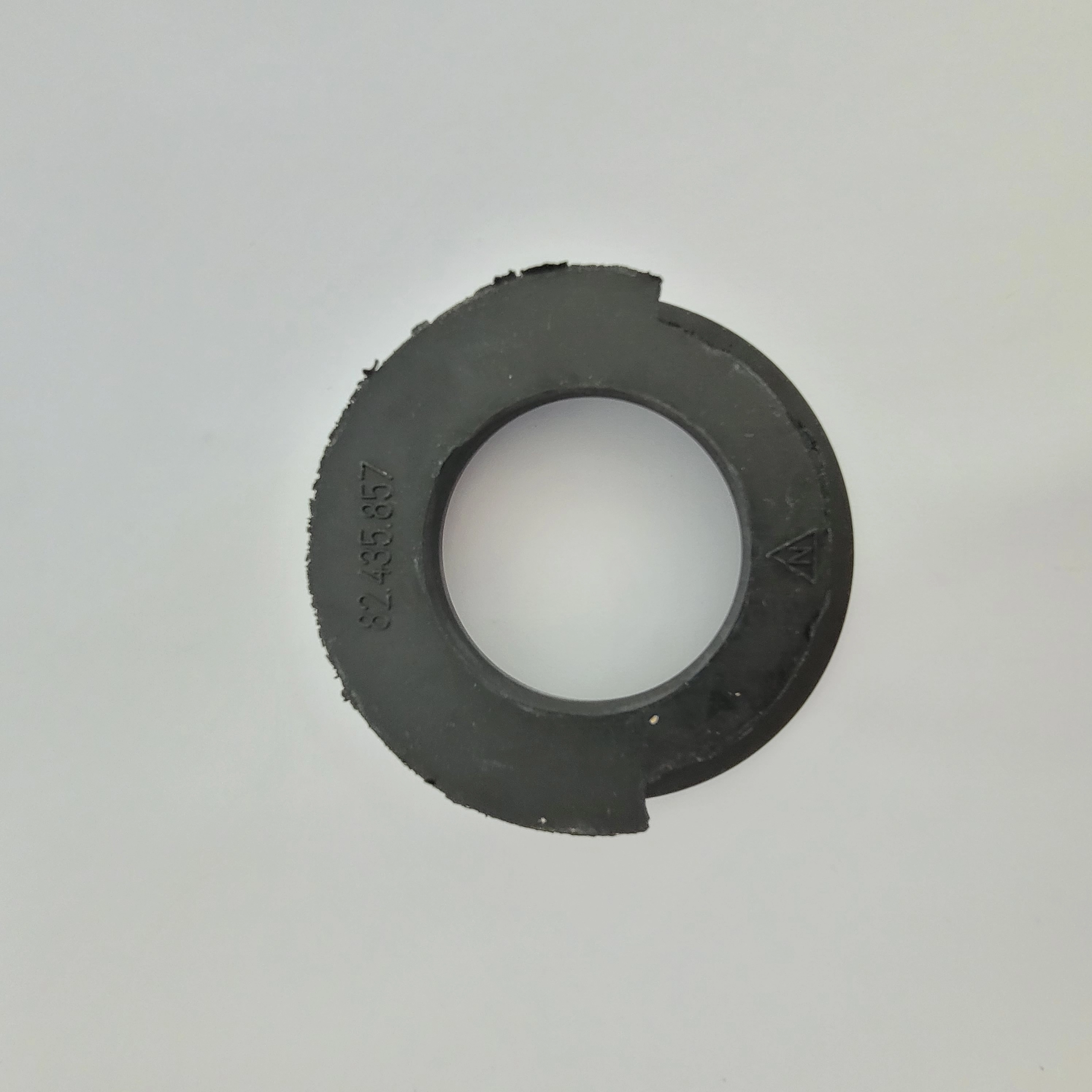 CALCO ANTI RUIDO INFERIOR MOLA TRASEIRA FIAT BRAVO/GRAND SIENA 12/ IDEA 06/ LINEA 09/ PUNTO 08/