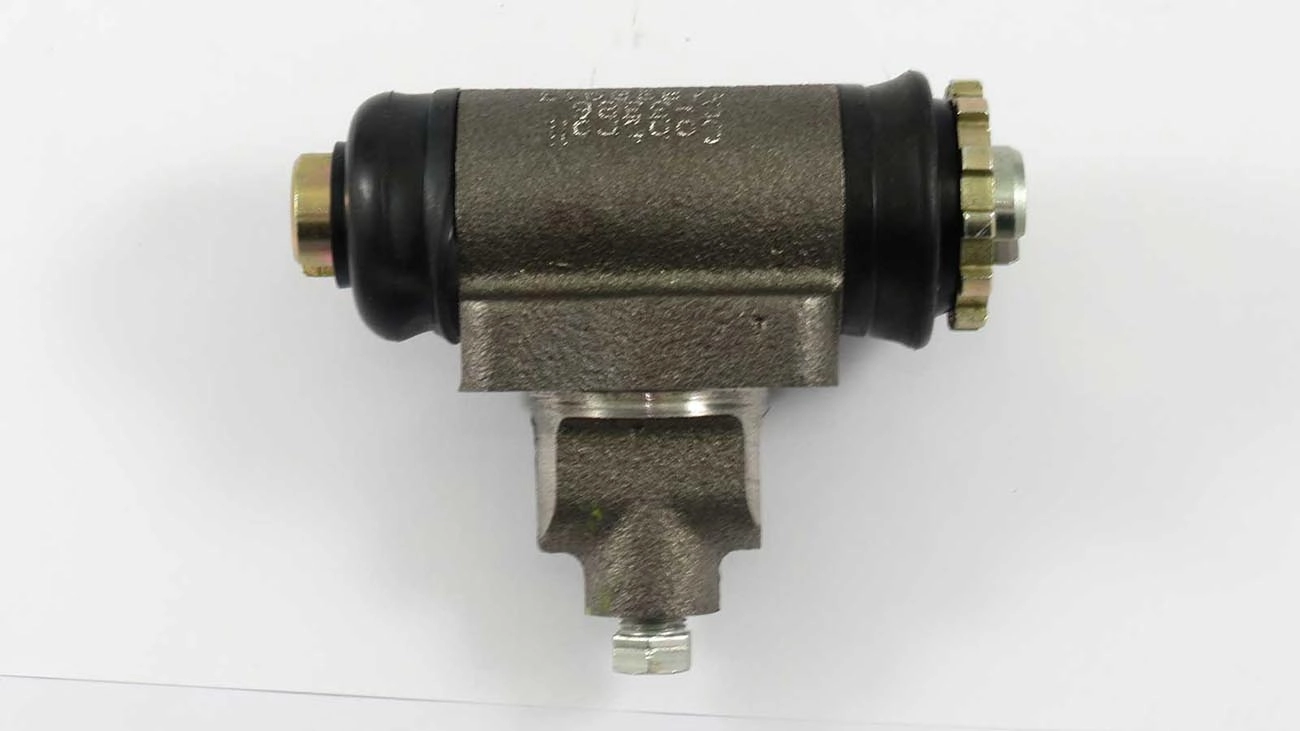 CILINDRO RODA DIANTEIRO ANTERIOR LADO ESQUERDO DIANTEIRA ANTERIOR/SUPERIOR TOYOTA BANDEIRANTE 80/96 1P