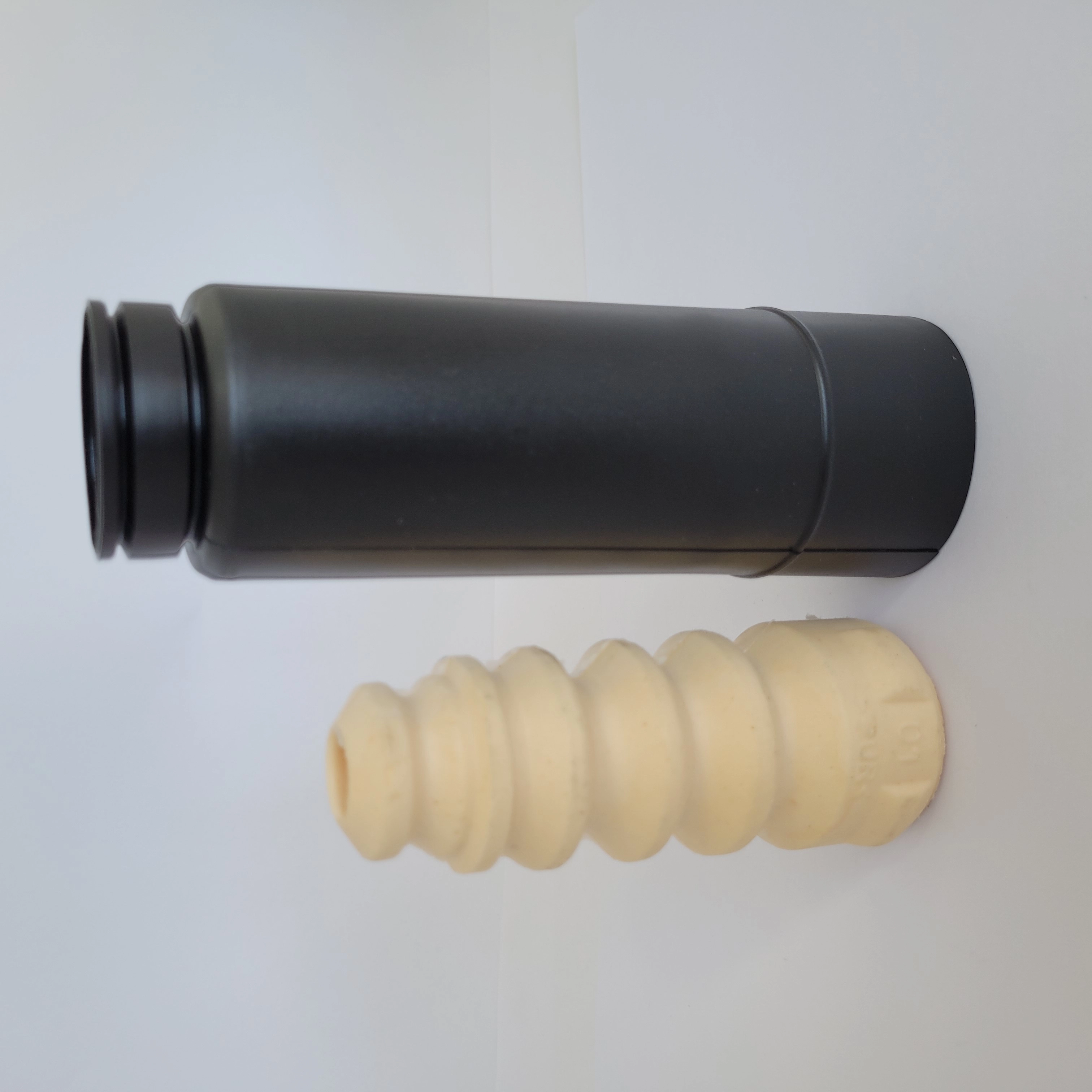 KIT AMORTECEDOR TRASEIRO VW JETTA 07/ - BATENTE 133MM