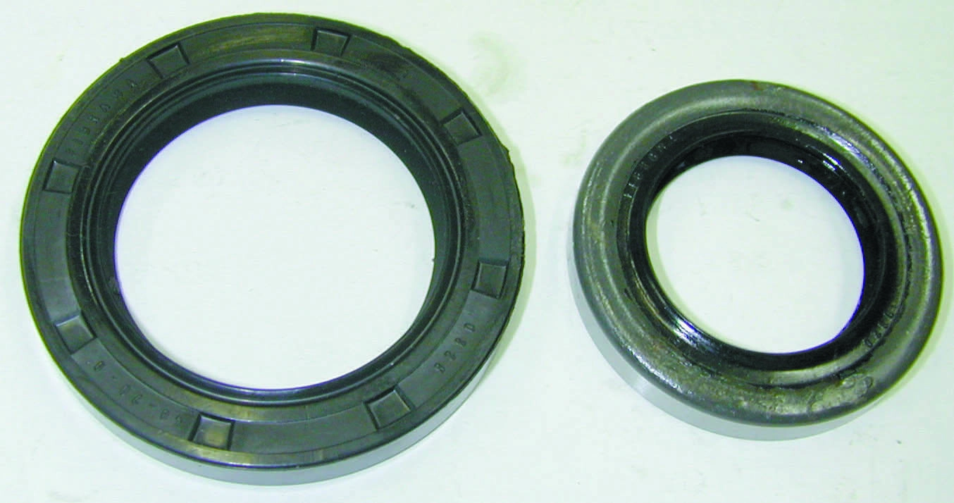 KIT RETENTORES RODA TRASEIRA INTERNO/EXTERNO RETENTOR KIA BESTA 1992/ TOPIC 1991