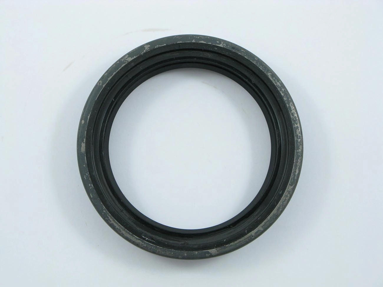 RETENTOR CUBO RODA TRASEIRO/FREIO 87,30X114,30X22,20MM TRASEIRA CBT 1000/1020/1065/1090/1105