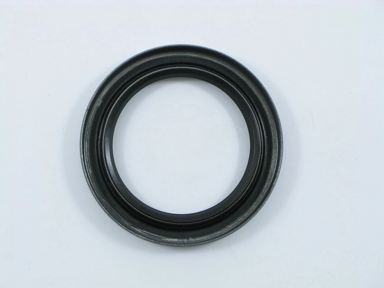 RETENTOR INTERNO CUBO RODA TRASEIRA TOYOTA HILUX 2.8 - 50X70X9MM