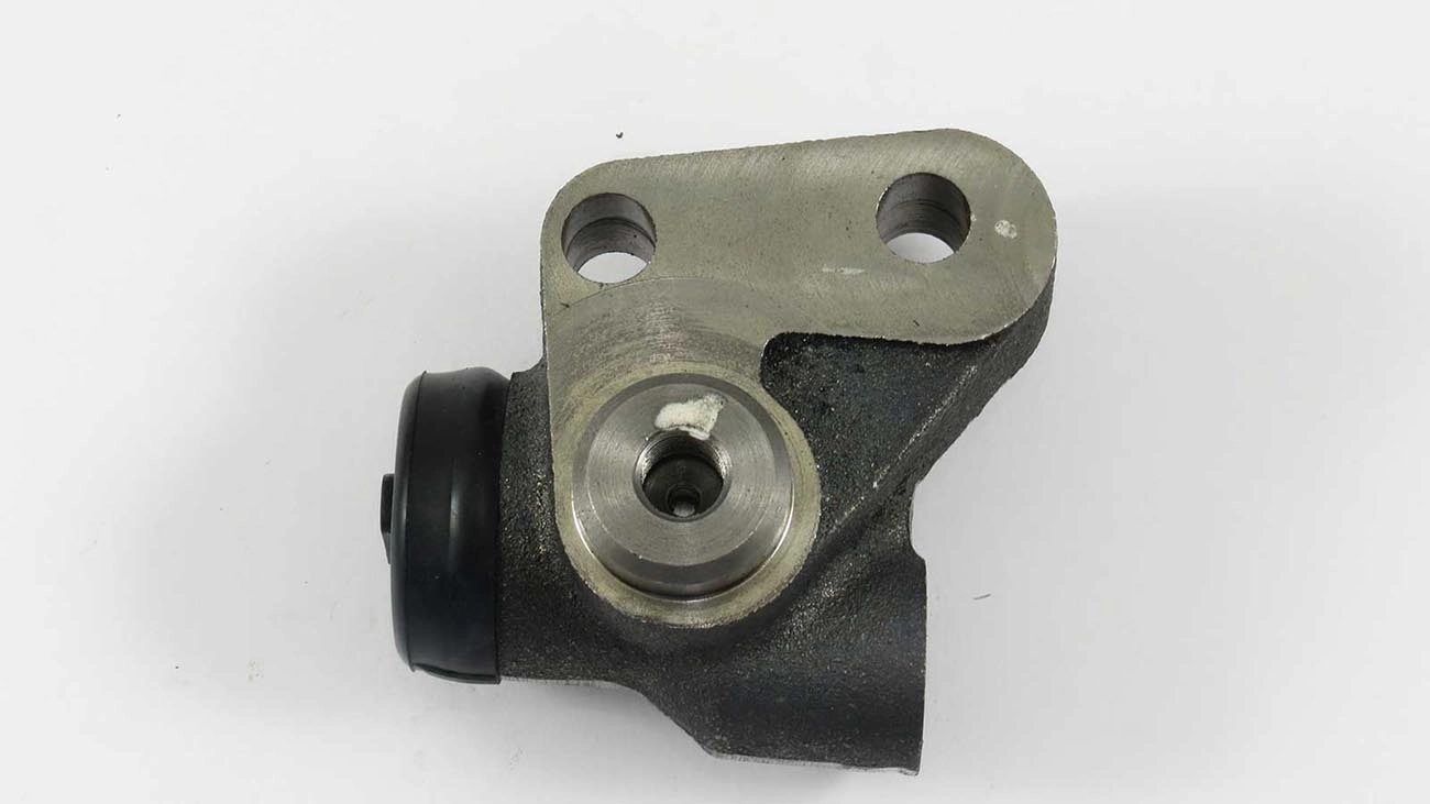 CILINDRO RODA DIANTEIRO SUPERIOR LADO ESQUERDO DIANTEIRA VW KOMBI 67/82 1P