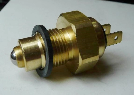 INTERRUPTOR DE LUZ DE RE - TOYOTA BANDEIRANTE - 94/