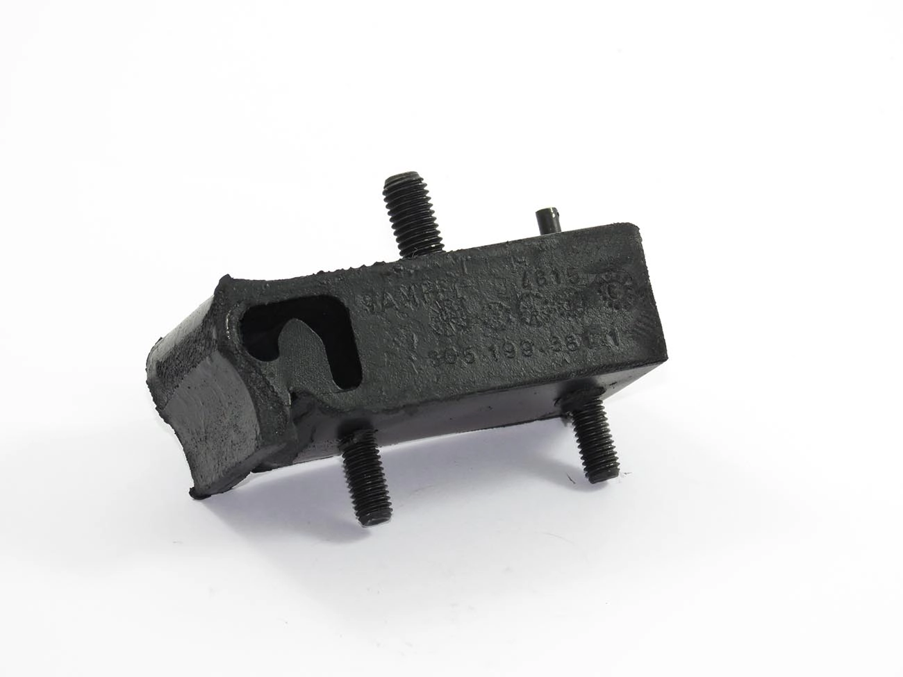 COXIM/SUPORTE MOTOR VW GOL 1980/1986 - SAVEIRO 1982/1986 1.3/1.6 - MOTOR REFRIGERADO A AR