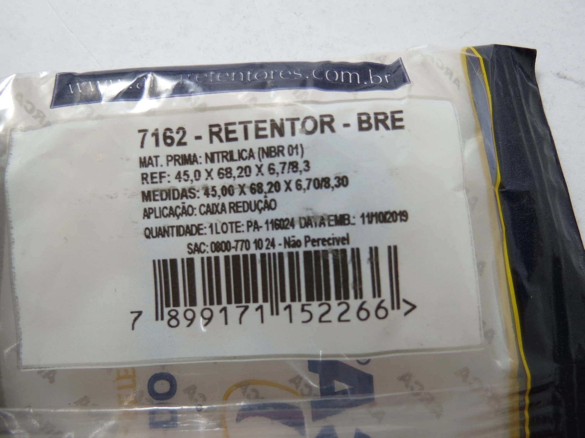RETENTOR CAIXA DE REDUCAO MITSUBISHI L-200 2.8/TRITON - DIFERENCIAL - 45X68,20X6,70X8,30MM