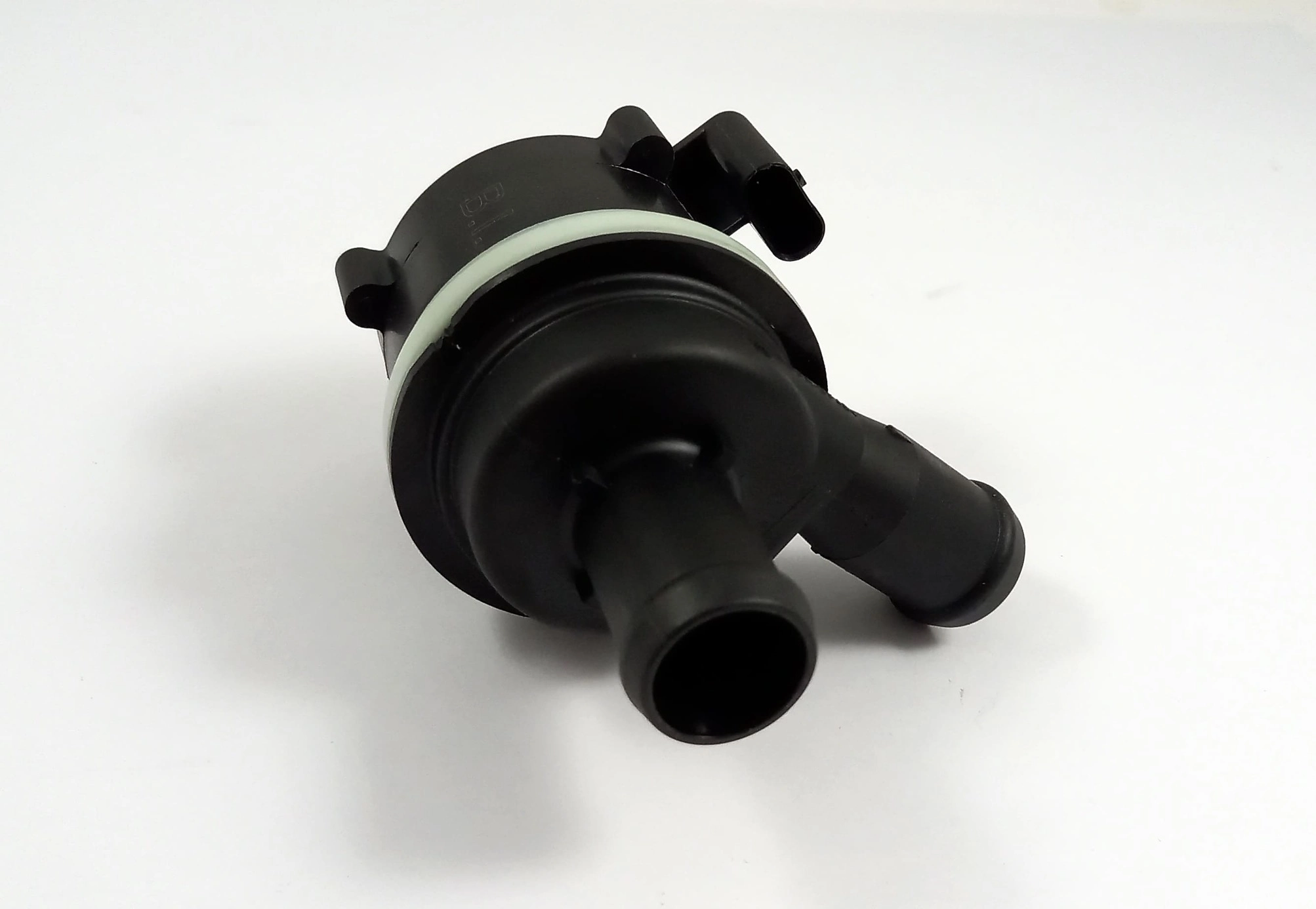 BOMBA ÁGUA AUXILIAR ELÉTRICA CONECTOR 03 PINOS VW AMAROK 2.0 10/17 TDI AUDI A4/A6/Q5/Q7 07/14