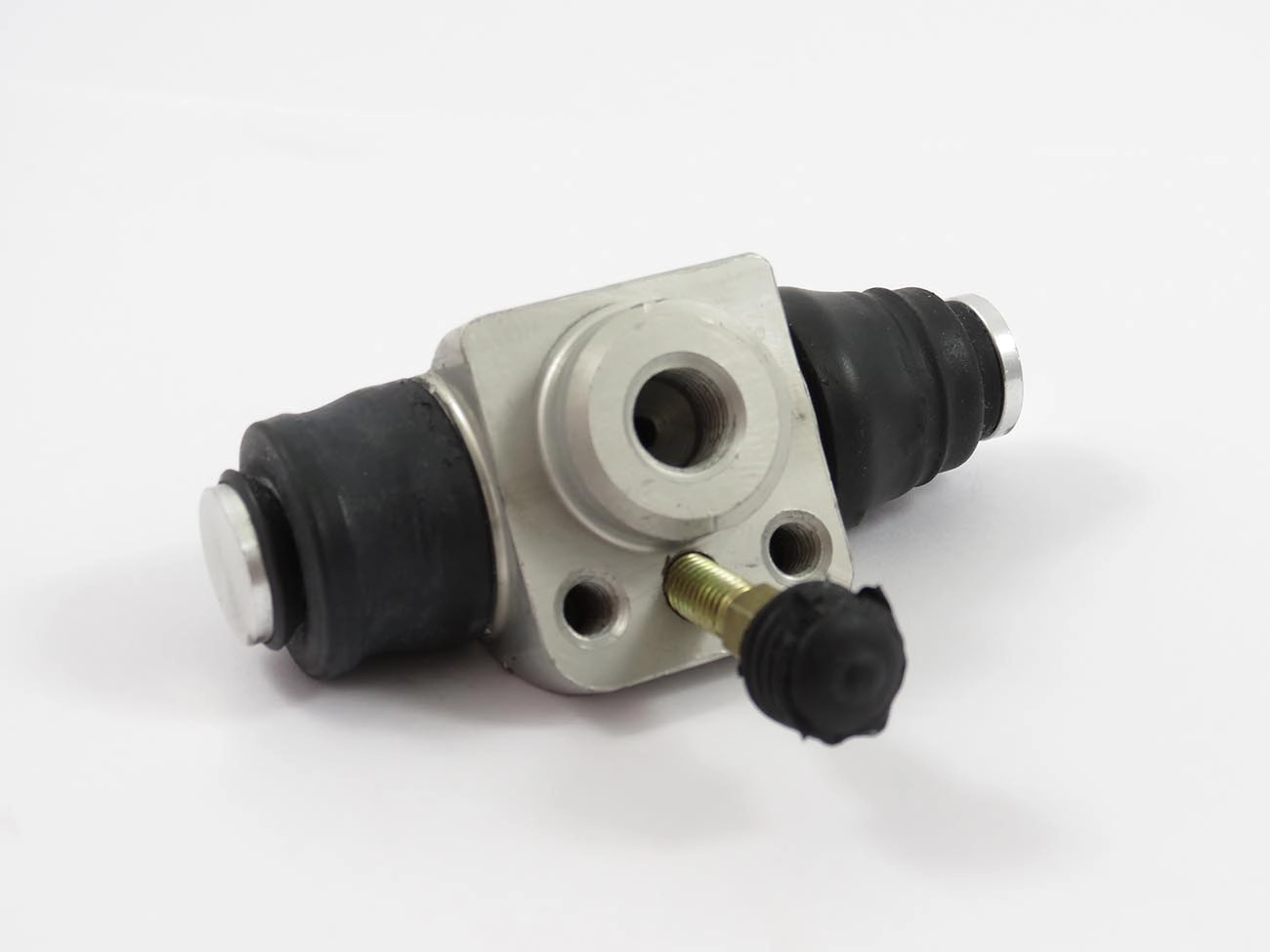 CILINDRO RODA TRASEIRA AUDI A3 96/