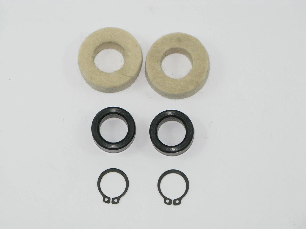 KIT PEDAL EMBREAGEM BUCHA ESFERICA EQUALIZADOR F-1000,F-4000 75/92