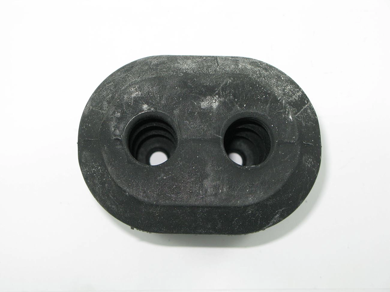 BATENTE SUSPENSAO VW 16.180/16.210 - DIANT/TRAS