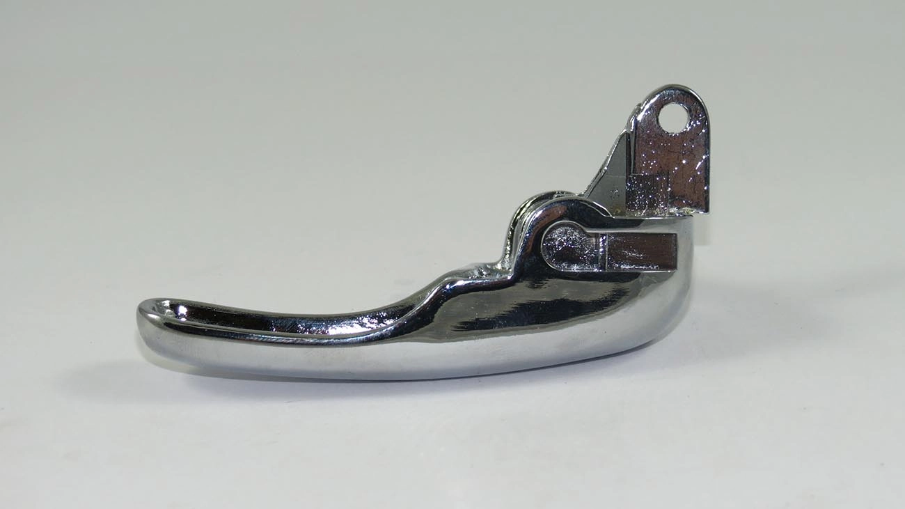 MAÇANETA INTERNA PORTA DIANTEIRA ESQUERDA(O) VW GOL G2 94/01 - PARATI G2 96/01 - CROMADO METAL