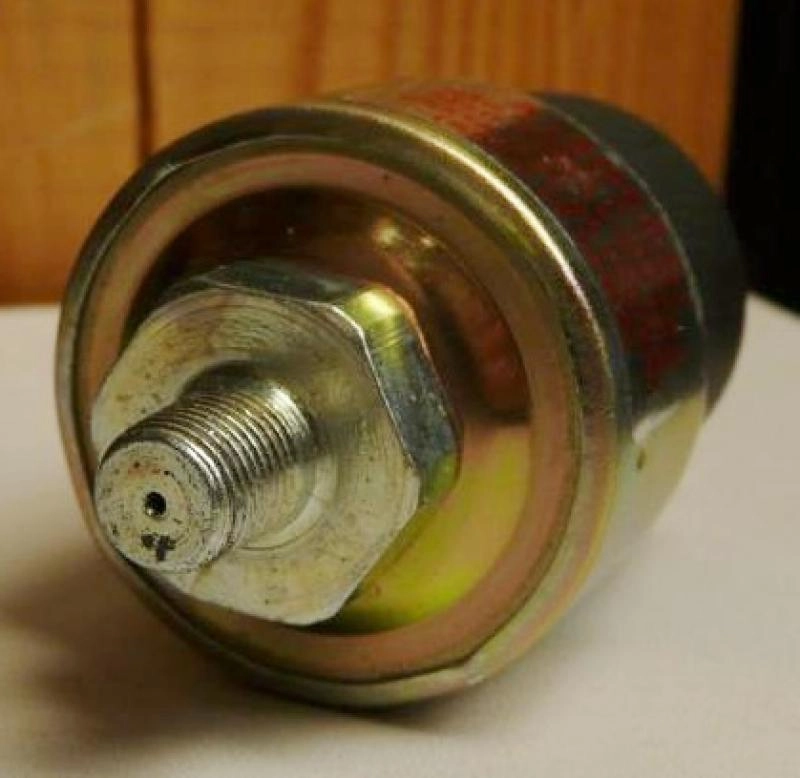SENSOR PRESSAO OLEO - MB CAMINHOES/ONIBUS TODOS - 1/8X27