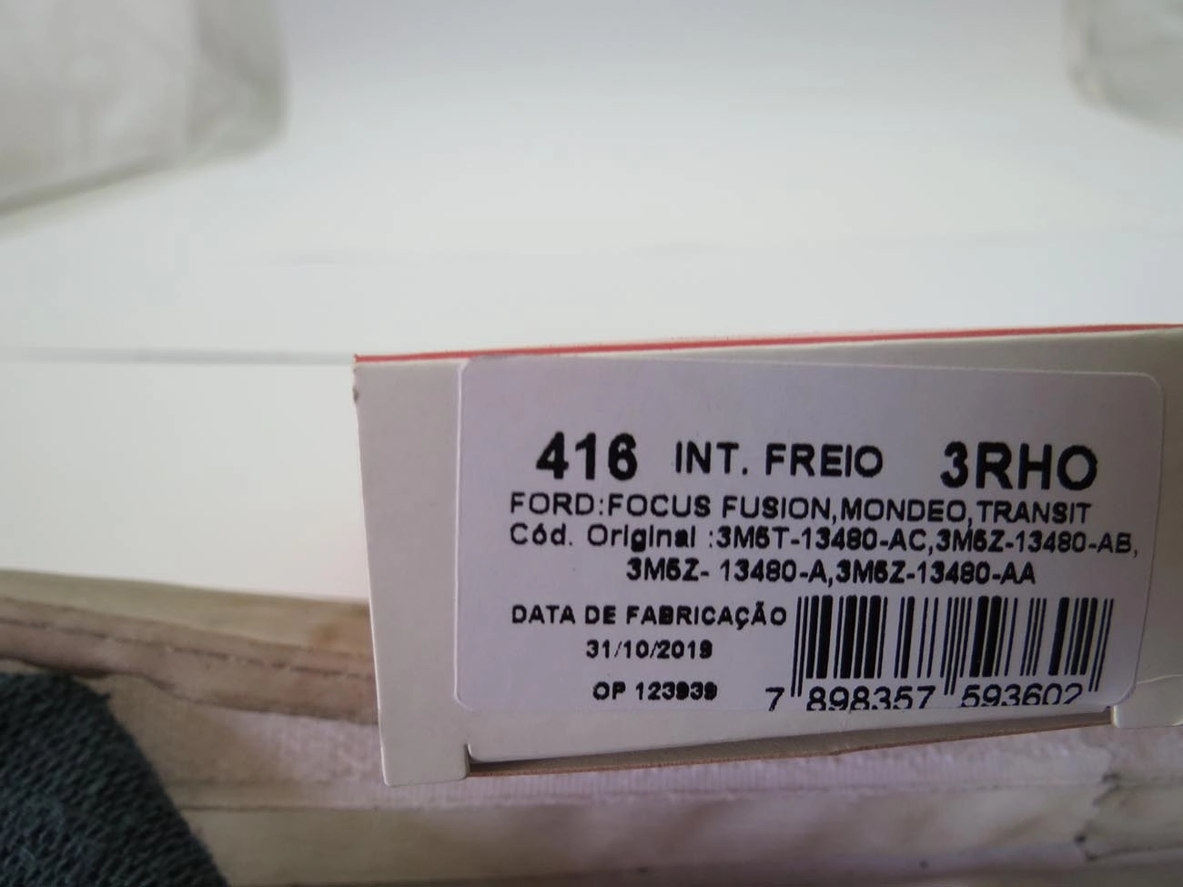 INTERRUPTOR FREIO FORD FIESTA/FOCUS/FUSION/MONDEO/TRANSIT - 2 TERMINAIS
