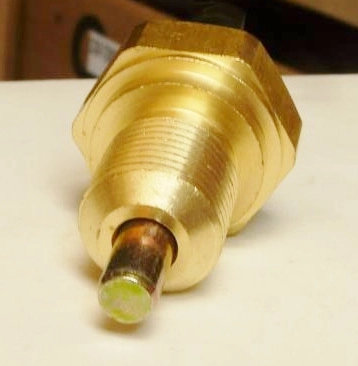 INTERRUPTOR DE LUZ DE RE - TOYOTA BANDEIRANTE - /93