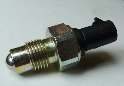 INTERRUPTOR DE LUZ DE RE - GM S-10/BLAZER 2.8/4.3