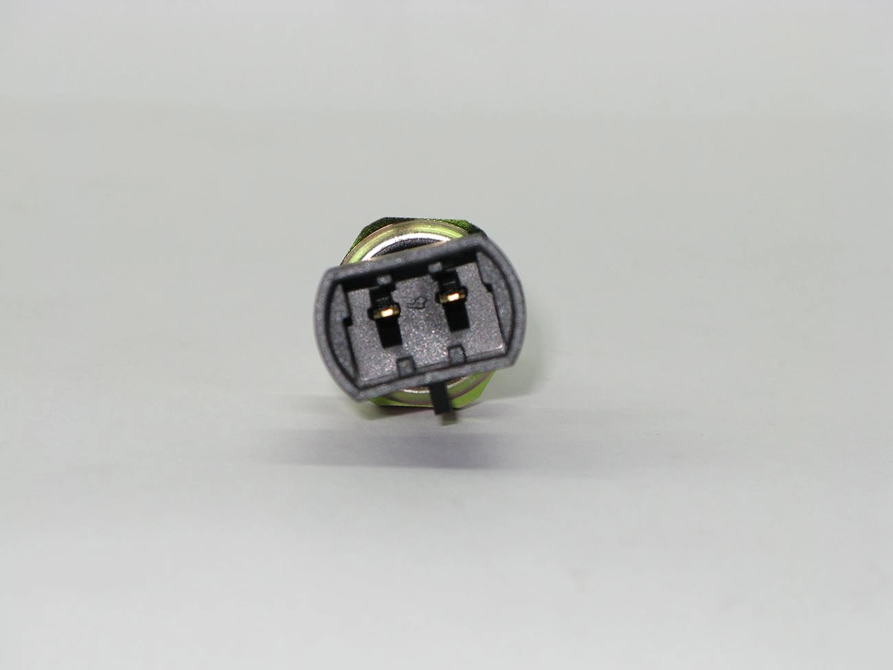 INTERRUPTOR LUZ DE RE - FIAT UNO/PREMIO/ELBA/FIORINO 11.91/