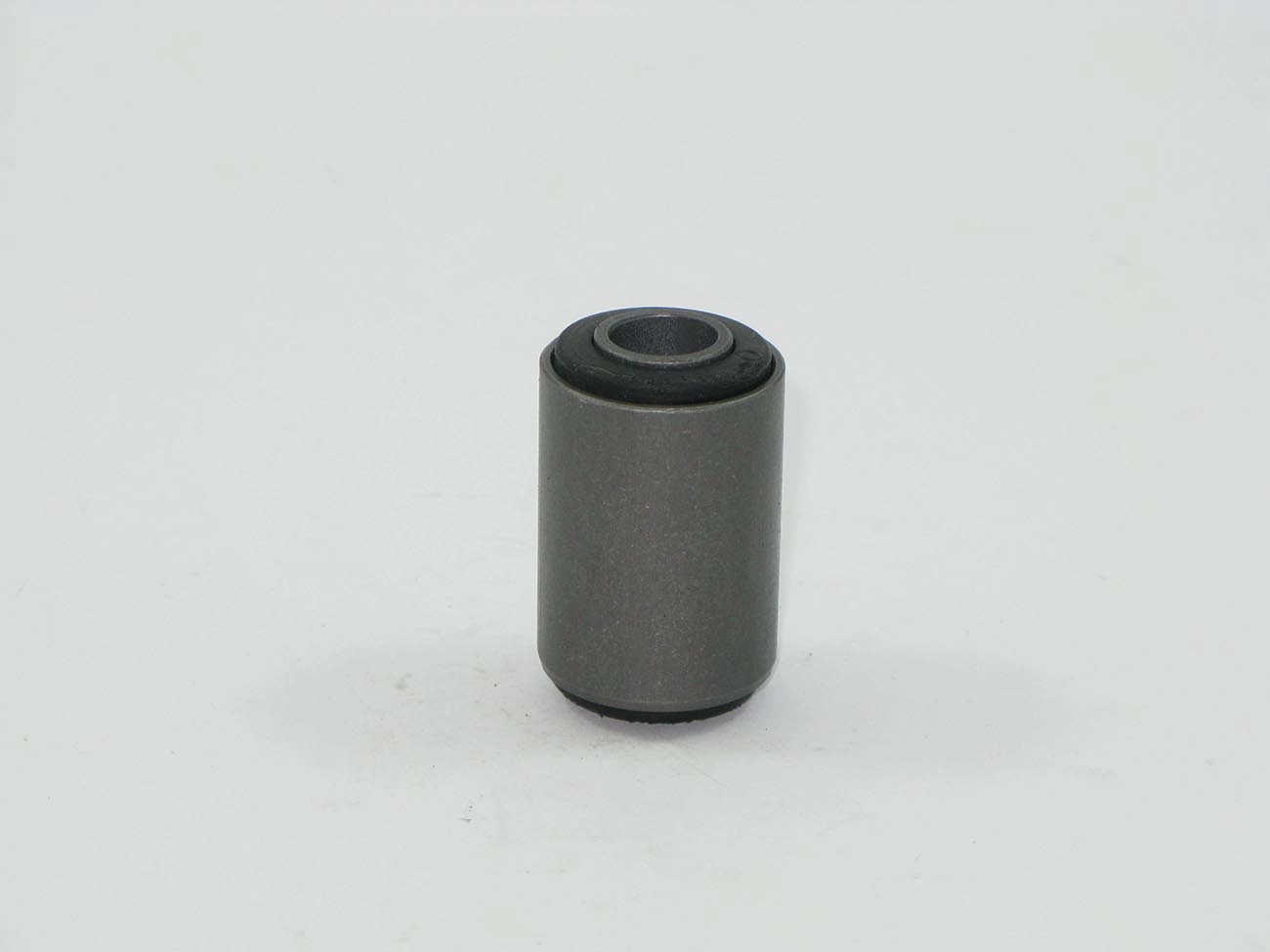 BUCHA BANDEJA SUPERIOR SUSPENSÃO DIANTEIRA FURO 14,15MM FORD CORCEL II/BELINA II/DEL REY/PAMPA/SCALA 78/84 14,15M