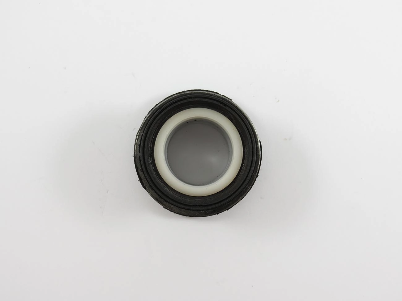 BUCHA MENOR BANDEJA SUPERIOR HYUNDAI H-100 95/ HR 05/ MITSUBISHI L300 97/ - SUSPENSÃO DIANTEIRA
