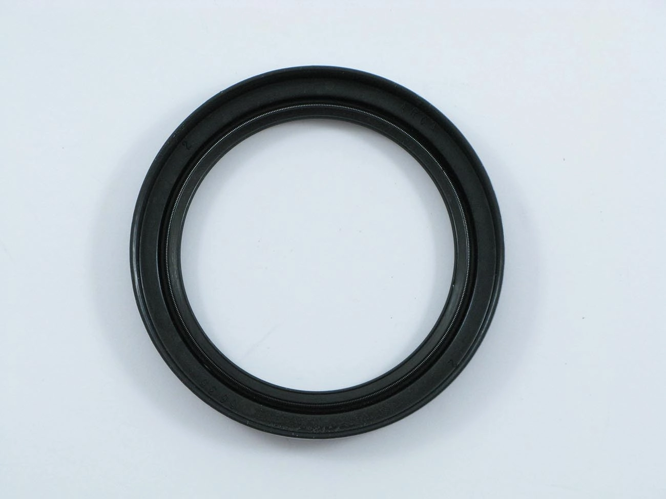 RETENTOR RODA TRASEIRA FORD F-2000 AGRALE TX 1600/1800D