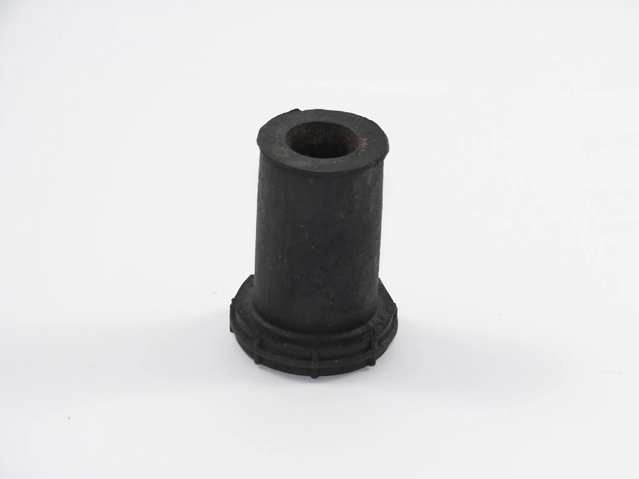 BUCHA MOLA HYUNDAI H-100 95/ - BUCHA DO JUMELO
