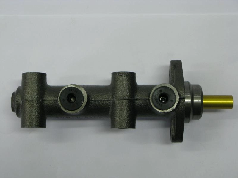 CILINDRO MESTRE FREIO VW GOL/VOYAGE/PARATI/SAVEIRO 81/84 - PASSAT 77/84 - SANTANA 84/90 - 6 SAÍDAS
