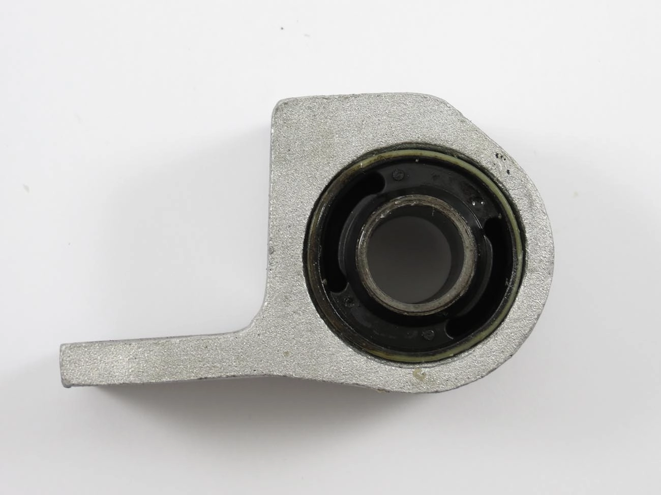 BUCHA TRASEIRA DA BANDEJA CITROEN PICASSO 2001/2010 - SUSPENSAO DIANTEIRA