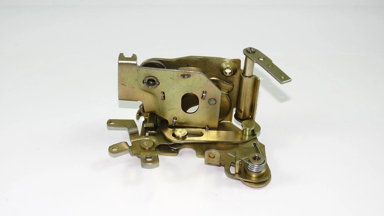 FECHADURA PORTA GM CHEVETTE /87 - ESQUERDA