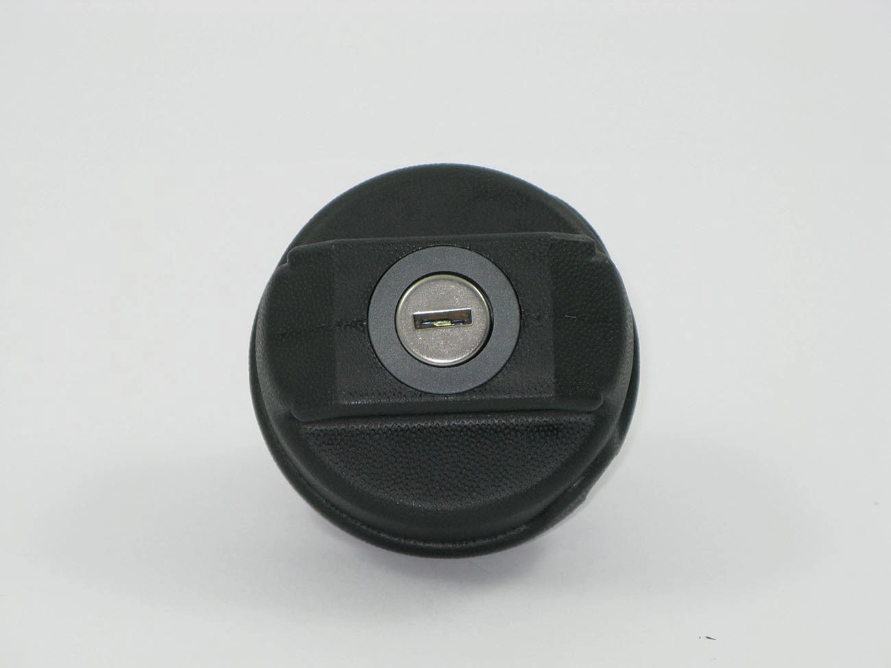 TAMPA TANQUE VW GOL 95/ - SAVEIRO 97/ - FUSCA 93/ - FOX/POLO/GOLF TODOS - SANTANA/QUANTUM 90/