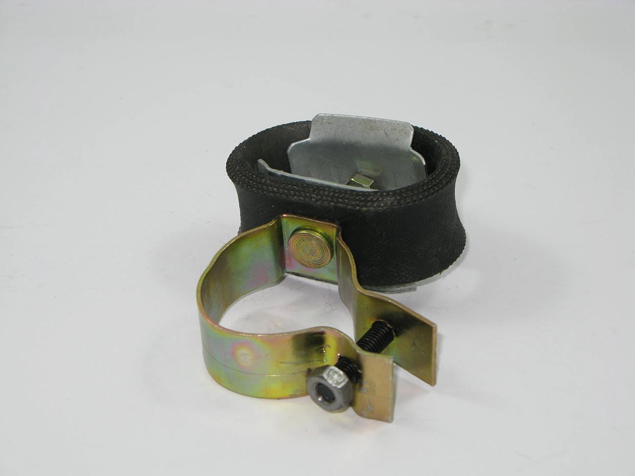 KIT ABRAÇADEIRA BORRACHA ESCAPAMENTO ABRACADEIRA GM OPALA 4C