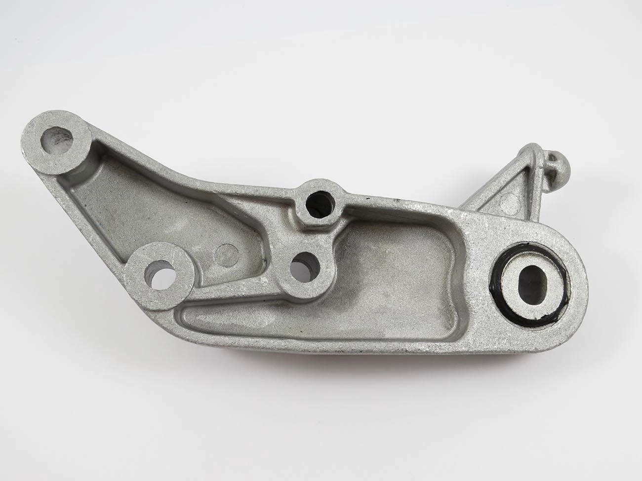SUPORTE/COXIM LIMITADOR TRASEIRO MOTOR/CÂMBIO GM ONIX/PRISMA 2012/ - COBALT/SONIC/SPIN 2011/ MANUAL
