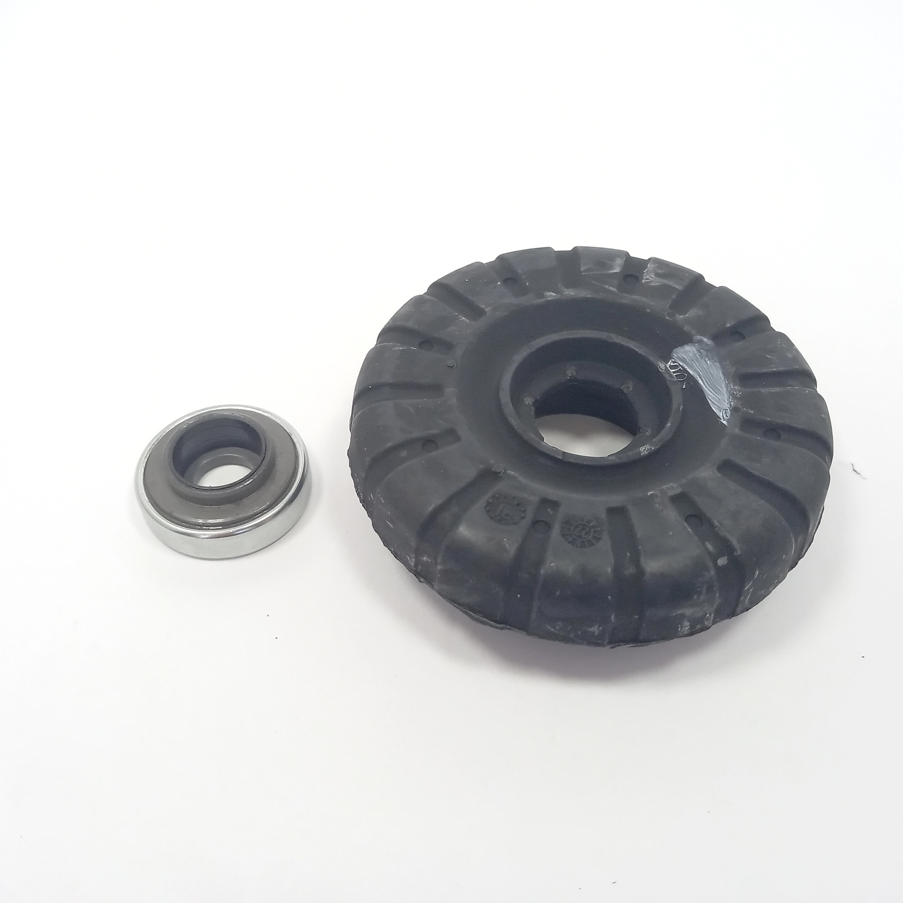 KIT AMORTECEDOR DIANTEIRO COMPLETO GM COBALT 11/19 - SPIN 13/19 - SONIC 13/15 - PARA UM LADO