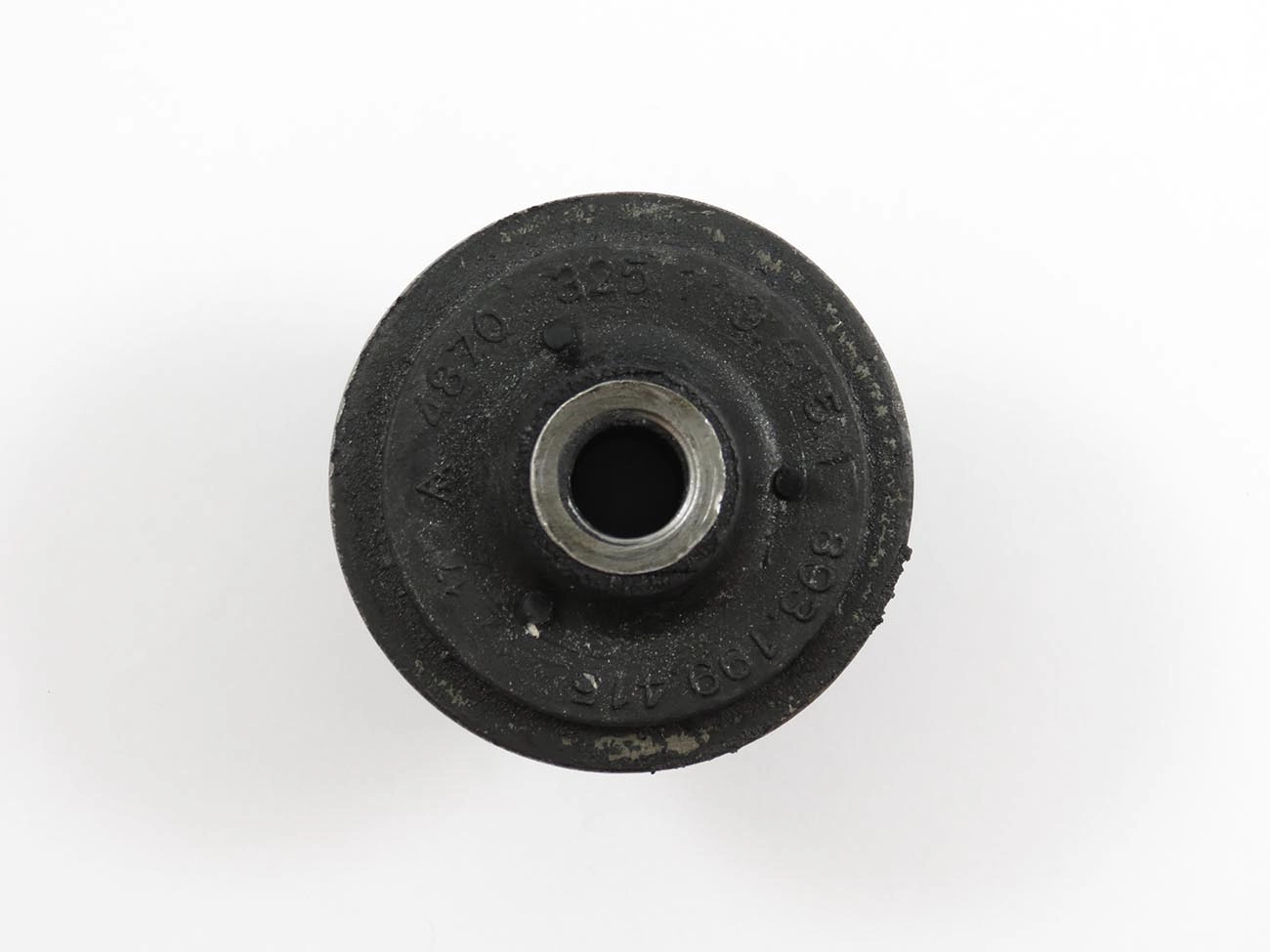 BUCHA DIANTEIRA QUADRO DO MOTOR VW SANTANA/QUANTUM 1984/1995 - FURO 10MM