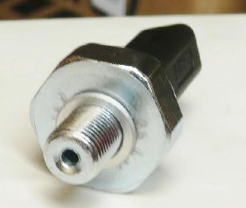 INTERRUPTOR PRESSÃO ÓLEO OLEO VW AMAROK/ FOX/POLO 2002/ GOLF 1.6 99/ KOMBI 1.4 FLEX TODOS AUDI A3/A4/A6