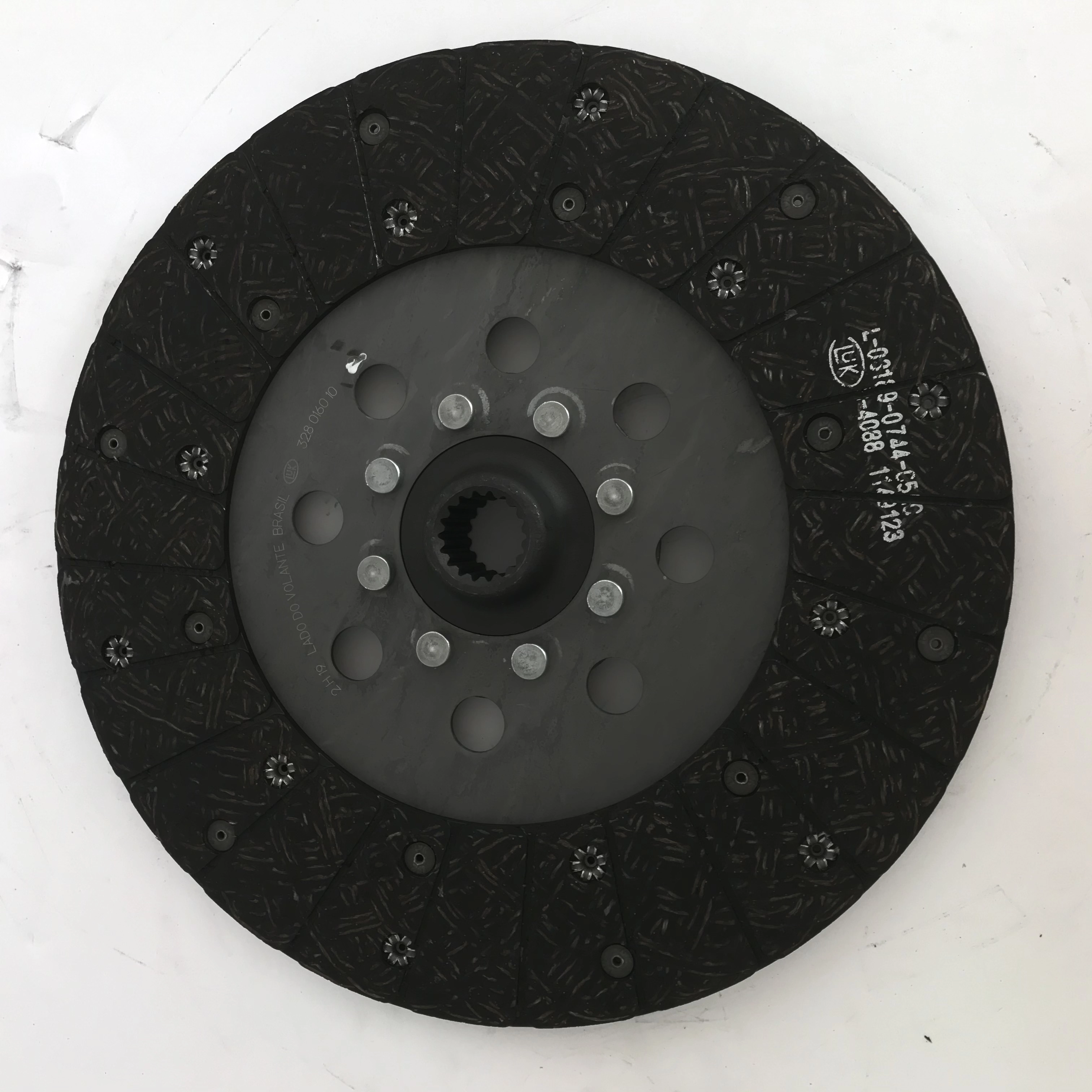 DISCO EXTERNO EMBREAGEM VALMET BF65/75/77/88 - 68/78/85/86/88/685/785/100/700/800/900 - 280MM 18 EST