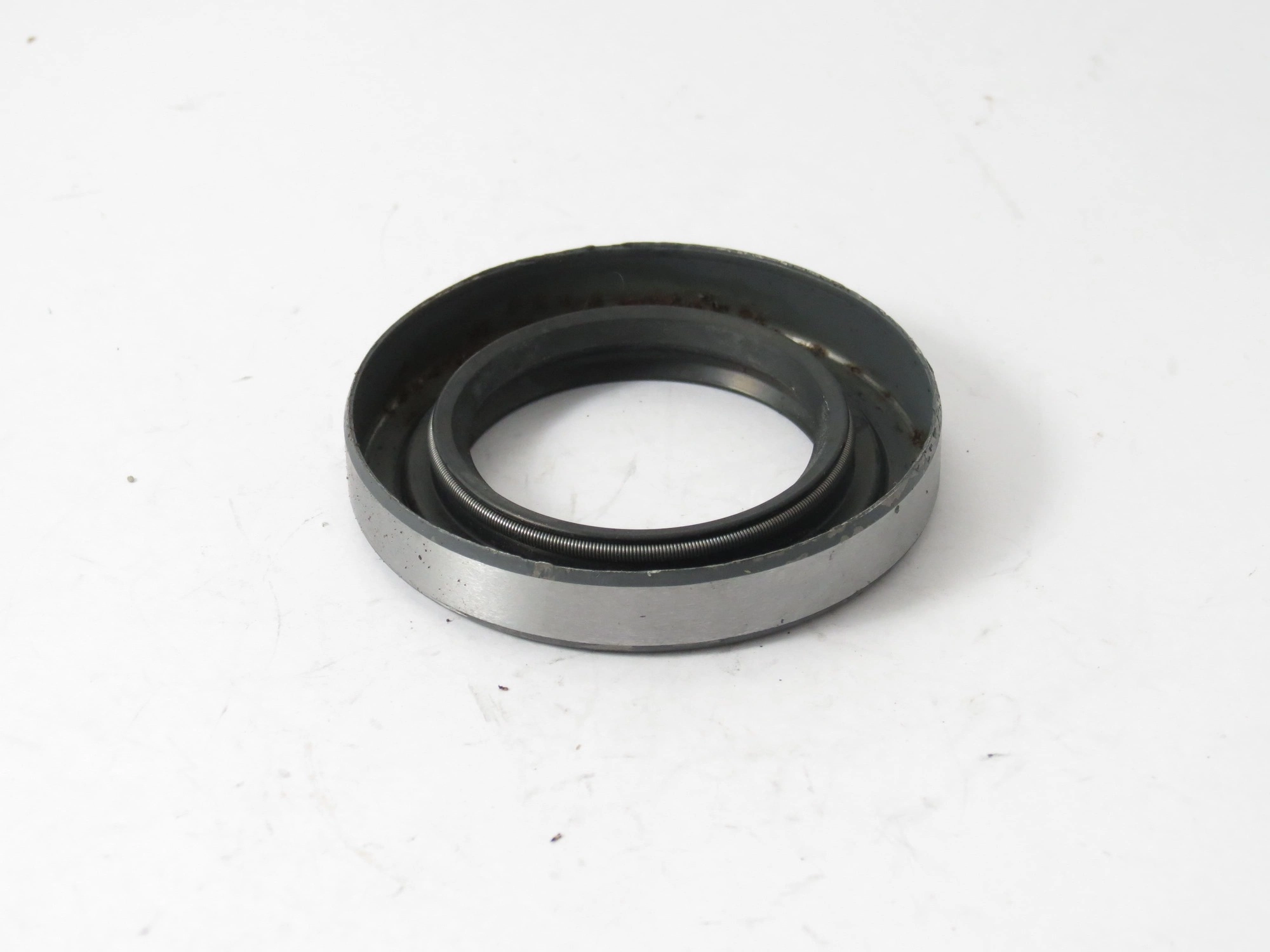 RETENTOR PINHÃO DO DIFERENCIAL MITSUBISHI L-200 2.8/TRITON - 45X72X12MM
