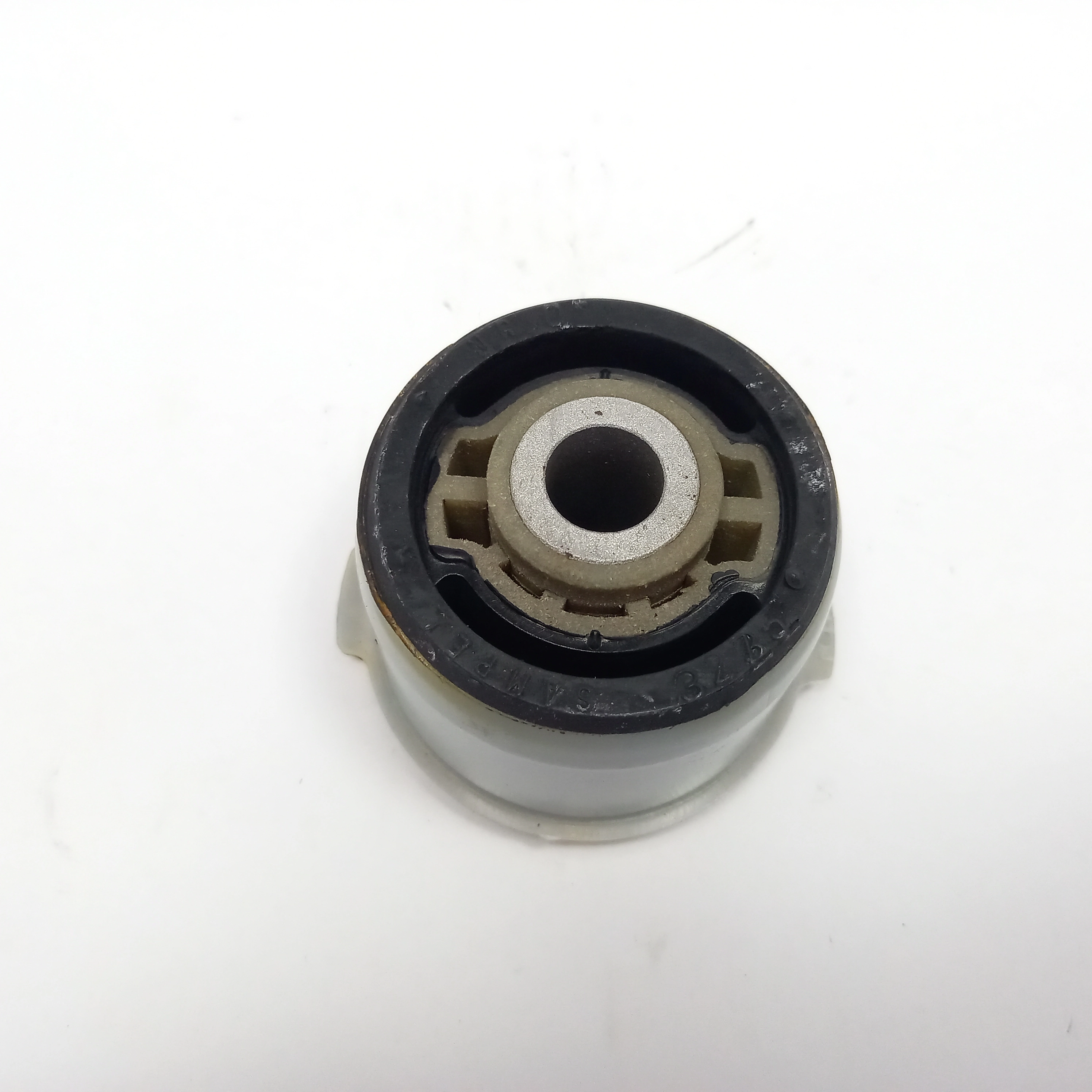 BUCHA DIANTEIRA QUADRO - GM CRUZE 2012/2016 - QUADRO MOTOR
