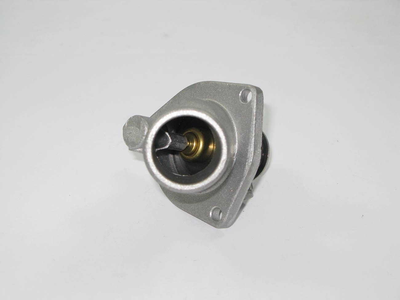 VALVULA TERMOSTATICA GM MONZA/KADETT/IPANEMA 07.86/91 - ALCOOL / GASOLINA COMPLETA