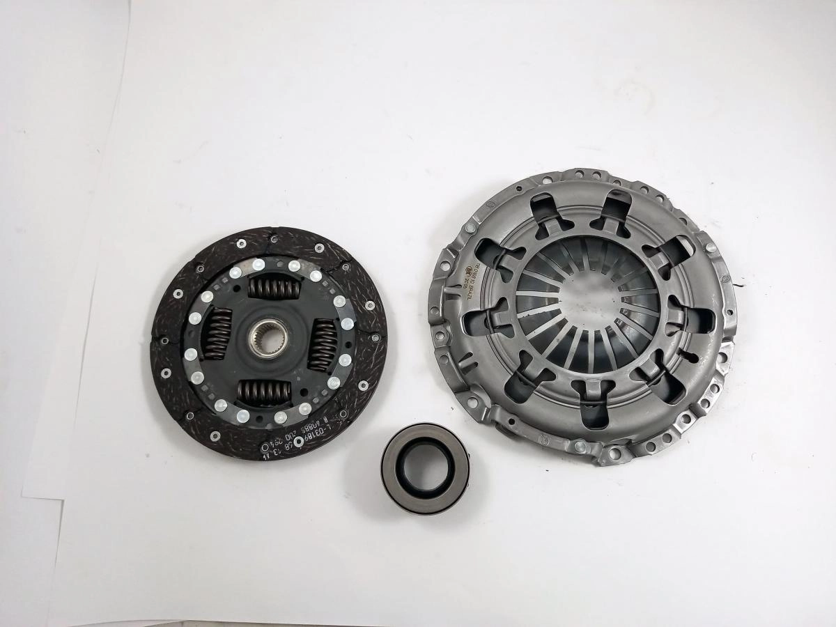 KIT DE EMBREAGEM VW GOL/PARATI 1.0 MI 8V 97/2014 GII/III/IV - 1.0 SPECIAL GER. II /2005 - 180MM