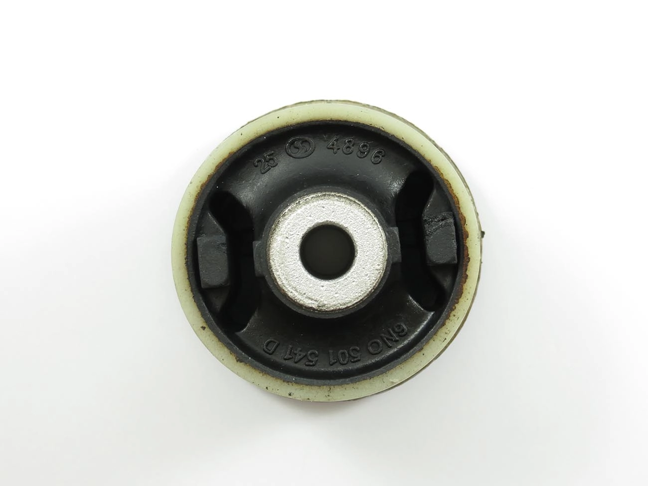 BUCHA EIXO VW POLO CLASSIC 1997/2000 SEAT CORDOBA/IBIZA 1995/1999 TRASEIRO