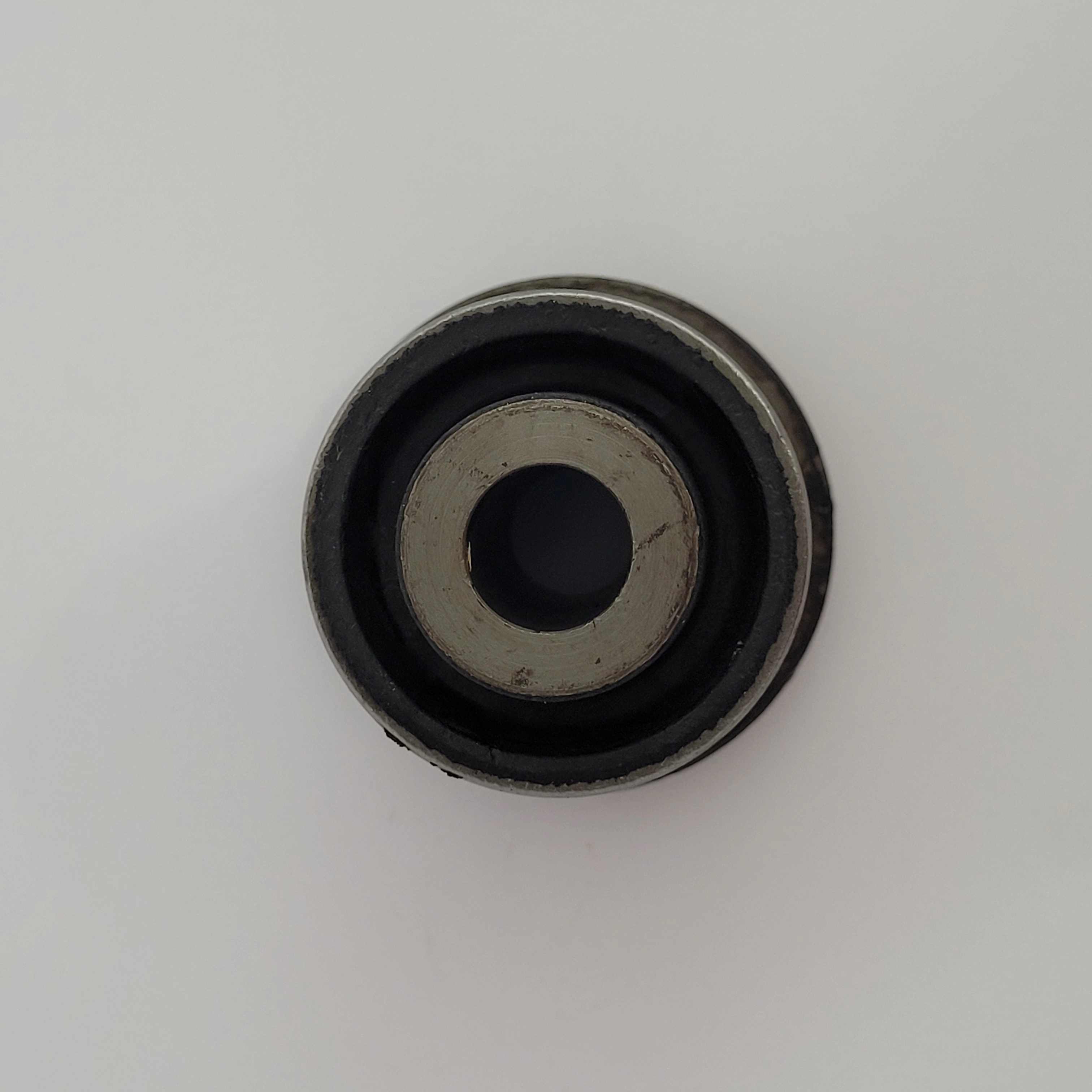 BUCHA DIANTEIRA DA BANDEJA INFERIOR HYUNDAI AZERA 2006/2011 - SUSPENSAO DIANTEIRA