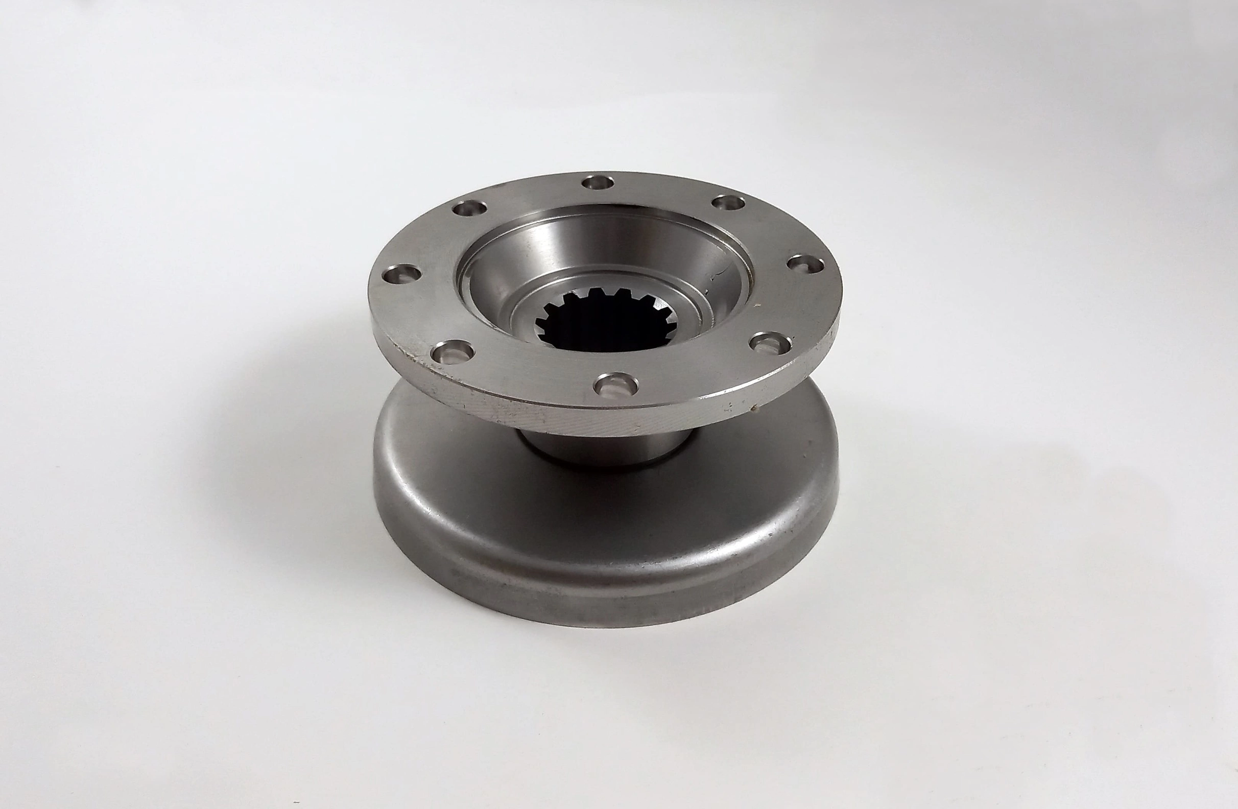 FLANGE ACOPLAMENTO DO CARDAN 14 ESTRIAS 8 FUROS MB 608/1113/1313/1513/2013/2218