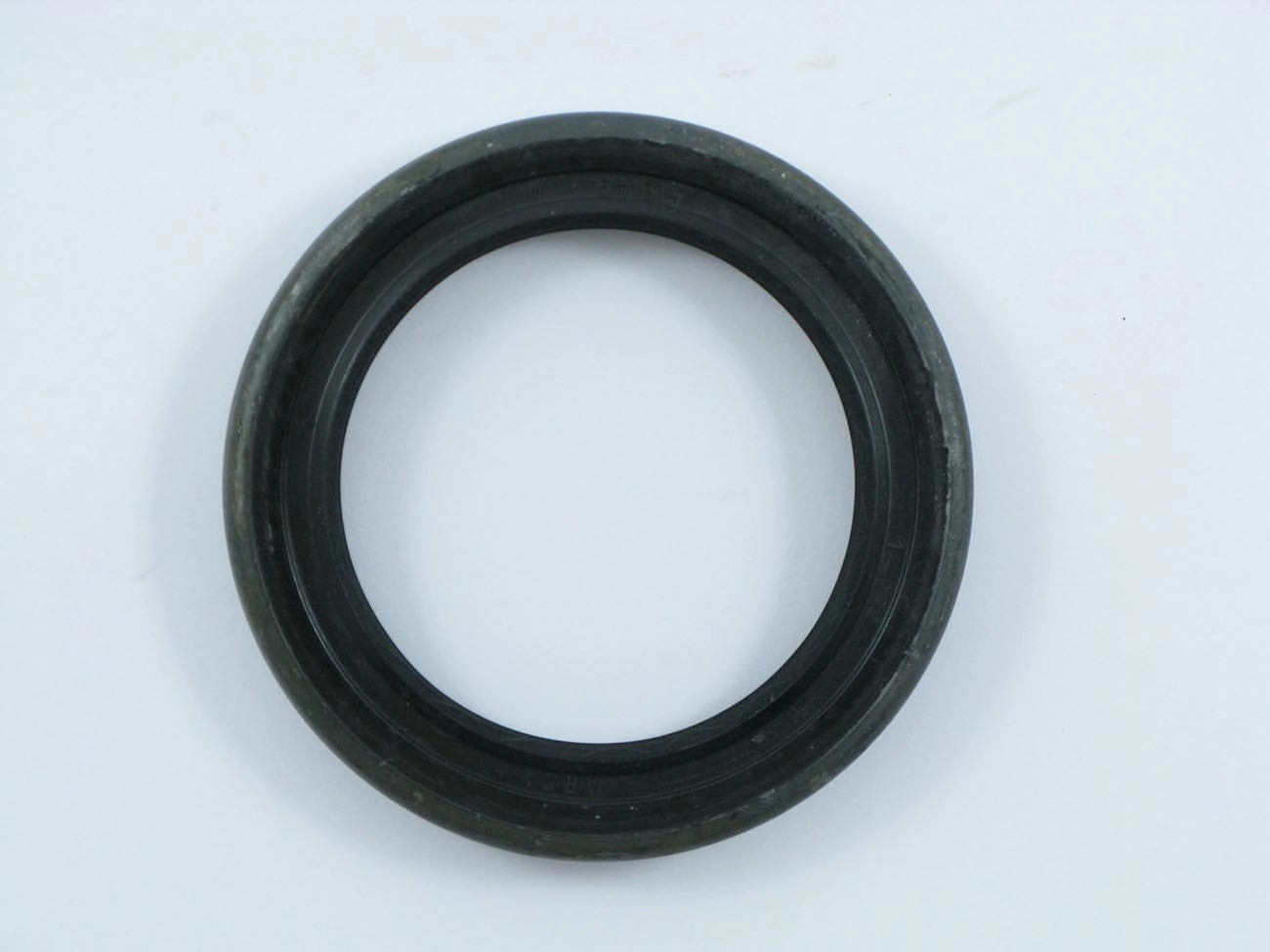RETENTOR CUBO RODA DIANTEIRO 55,40X76,15X12,70MM DIANTEIRA GM A/C/D-20/40 SILVERADO 1993/ TODOS