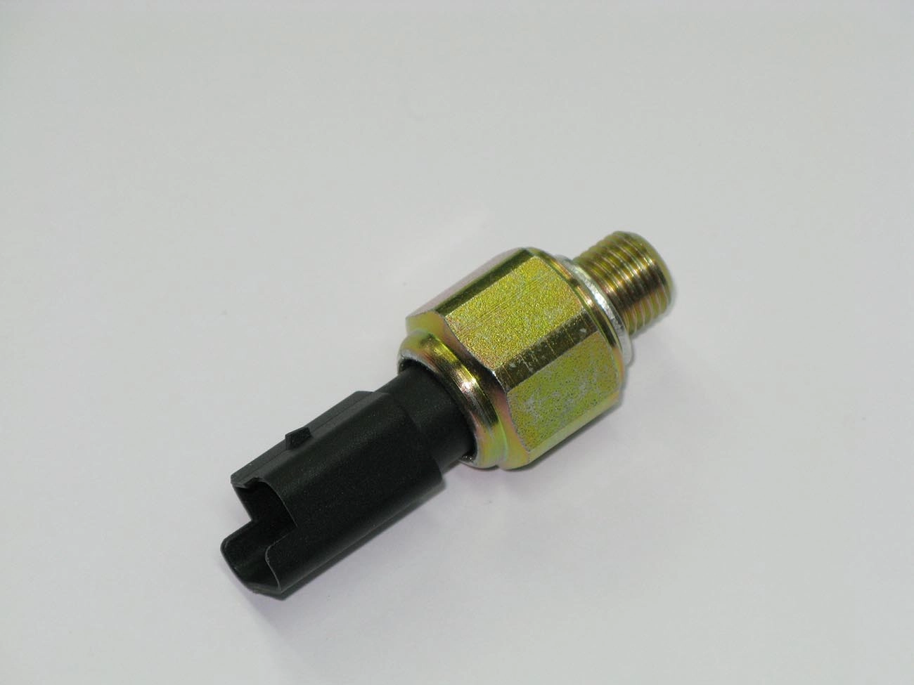 INTERRUPTOR DE PRESSAO DA DIRECAO HIDRAULICA - PEUGEOT 206 1.4/1.6 306/406/PARTNER - 12X1.25